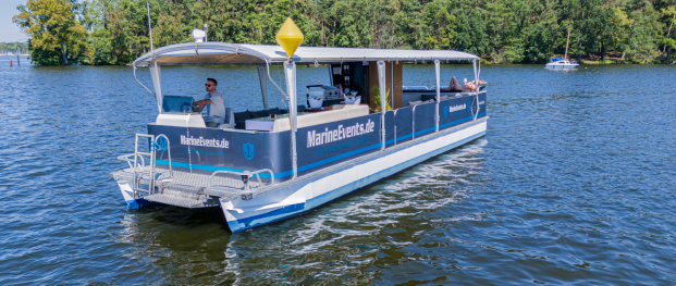 Floss MS Nautica Führerscheinfrei ab 499? / 4 Stunden mieten
