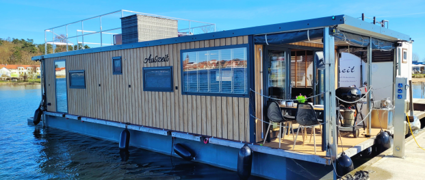 Hausboot Auszeit mit Sauna führerscheinfrei mieten