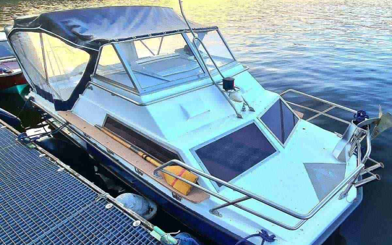 Angelboot Angelboot mieten Berlin mit Übernachtungsmöglichkeit -Wax Dreikieler in Köpenick Grünau Richtershorn Bild 2