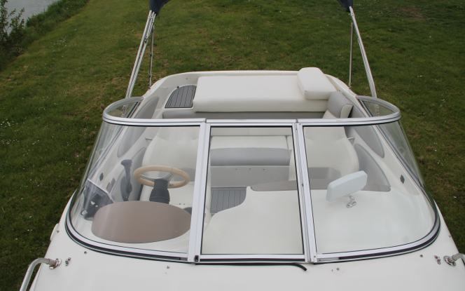 Boote auf Trailer Bayliner 602 ?Luna Blue? Bild 3