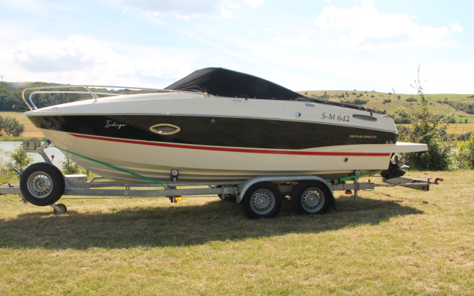 Boote auf Trailer Bayliner 642 ?Indigo? Bild 2