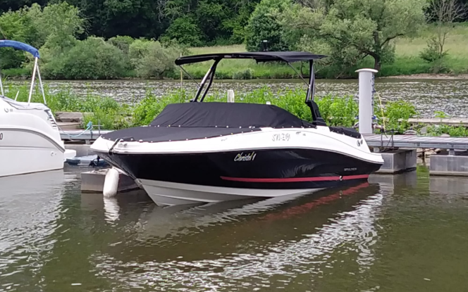 Boote auf Trailer Christel 1 - Bayliner VR5 BR mit Tower Bild 3