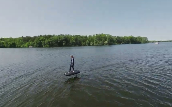 eFoilen eFoil  Kurs /Verleih Bild 7