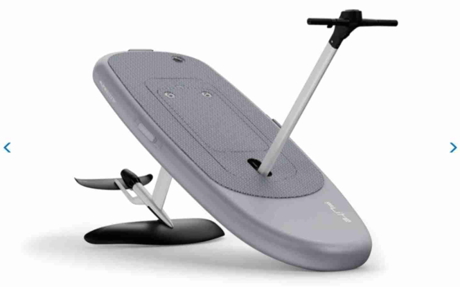 eFoilen eFoil mieten Berlin Fliteboard Flitescooter Anfängerkurs Bild 1