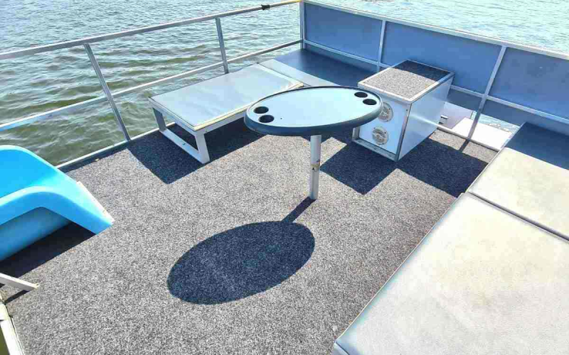 Floss 18 Pers. Partyboot mit Rutsche mieten Berlin Köpenick 15 PS ohne Führerschein mit WC Bild 5