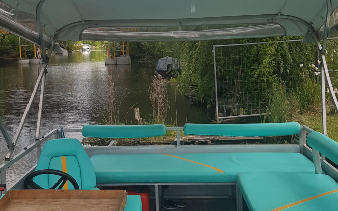 Floss 6 Personen Katamaran Schmöckwitz mieten Bild 5