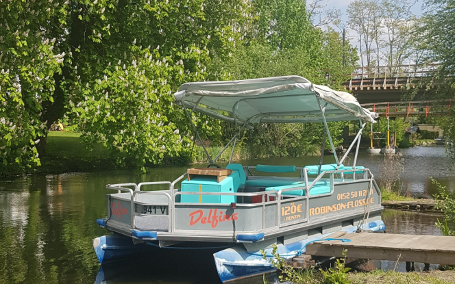 Floss 6 Personen Katamaran Schmöckwitz mieten Bild 4