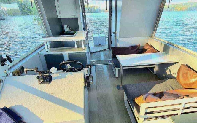 Floss Event-Floss mieten Berlin Köpenick führerscheinfrei 16 Personen Bild 3