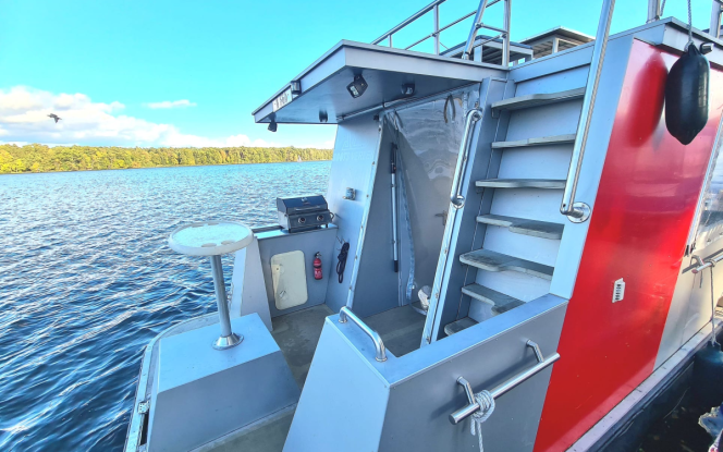 Floss Floß mieten in Berlin ? Eventfloß für 16 Personen ohne Führerschein Bild 2