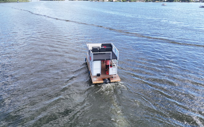 Floss Floß mieten in Berlin – Rumtreiber Partyfloß für bis zu 12 Personen Bild 5