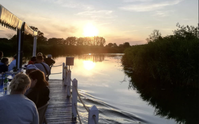 Floss Floßfahrten durch Uecker und Randow Bild 2
