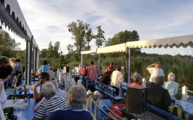 Floss Floßfahrten durch Uecker und Randow Bild 4