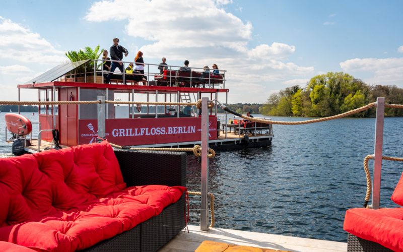 Floss Grillfloß Erpel für bis zu 30 Personen Bild 2