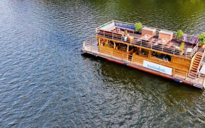 Floss Hauptstadtfloß I Bild 1