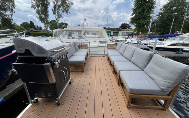 Floss IsLa I - Grillboot  - Eventboot - auf dem Tegeler See - bis zu 14 Personen - Wassererlebnis-Berlin Bild 6