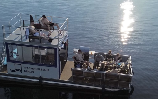 Floss IsLa I - Grillboot  - Eventboot - auf dem Tegeler See - bis zu 14 Personen - Wassererlebnis-Berlin Bild 11