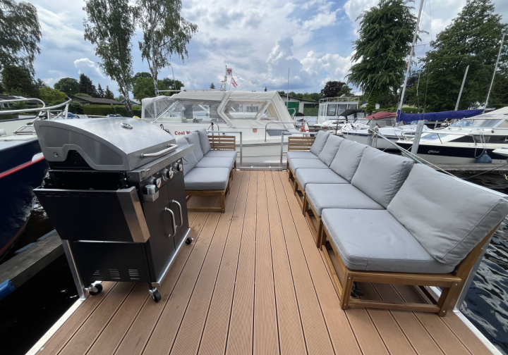 Floss IsLa I - Grillboot  - Eventboot - auf dem Tegeler See - bis zu 14 Personen - Wassererlebnis-Berlin Bild 10