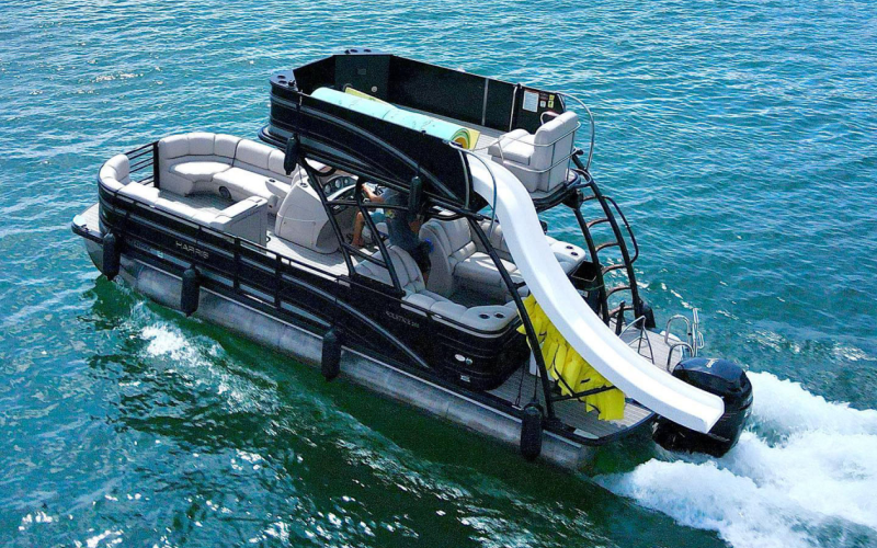 Yacht Party Floss mieten