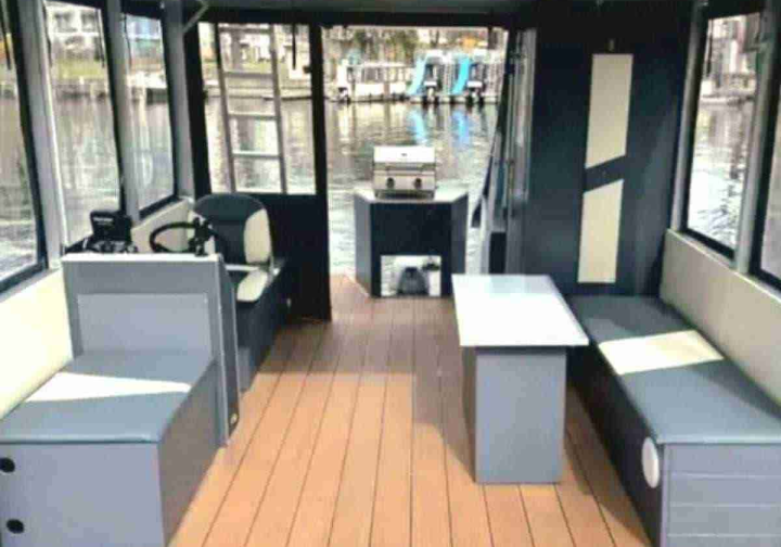 Floss Partyboot mieten Berlin Köpenick 15 PS ohne Führerschein mit WC 18 Pers Bild 4
