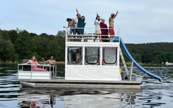 Floss Partyfloss 12 Personen Führerscheinfrei Berlin Spandau Bild 1