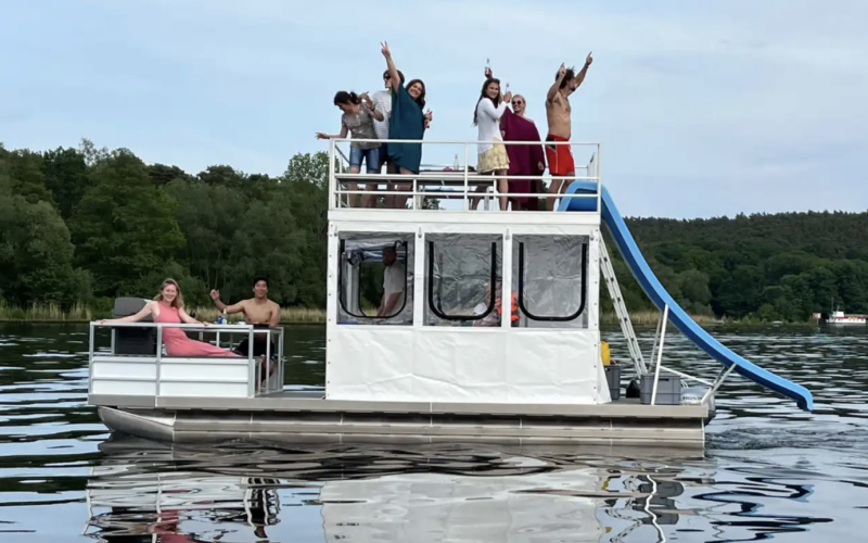Floss Partyfloss 12 Personen Führerscheinfrei Berlin Spandau Bild 1