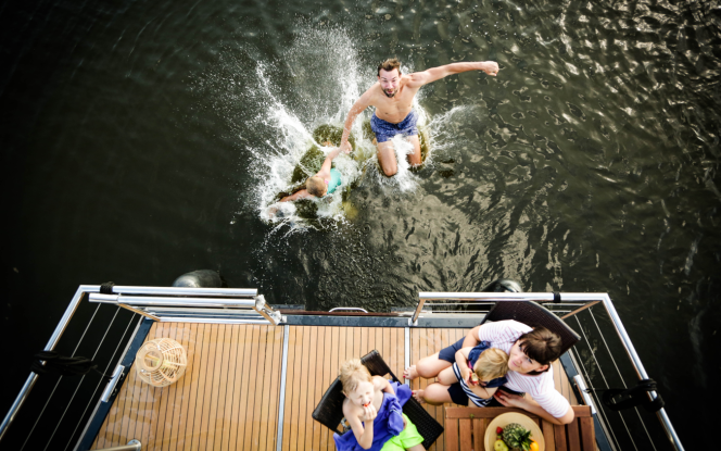 Floss Tagescharterboot Nautino maxi ?Elmo 1? (führerscheinpflichtig) Bild 3