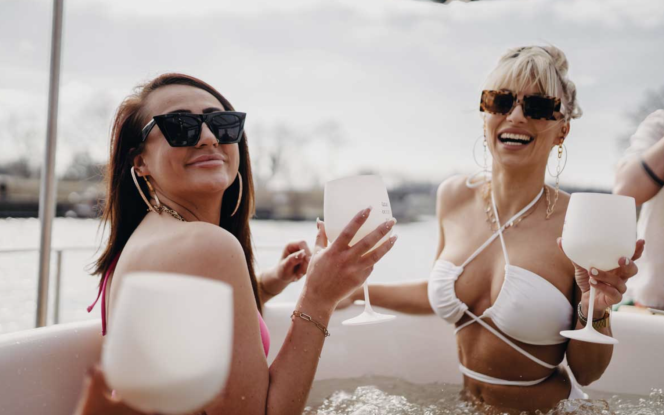 Floss Whirlpoolboot - im Sommer Bild 3