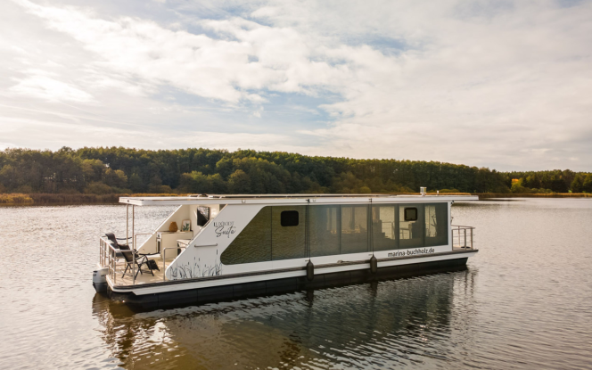 Hausboot 5 Sterne Ferienwohnung mit Blick auf den See | Lake Suite Bild 2