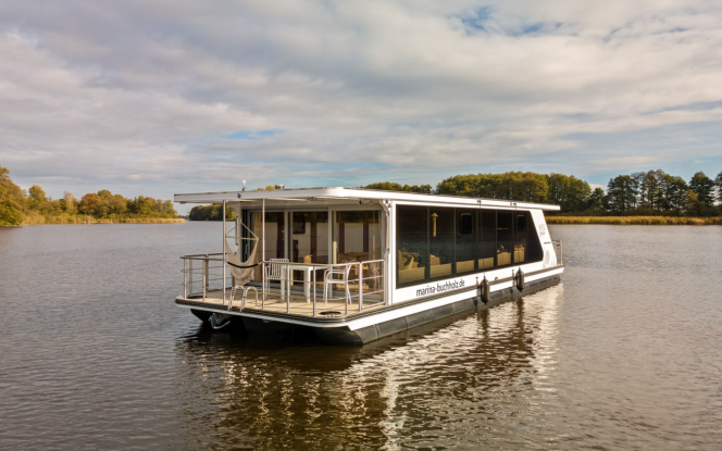 Hausboot 5 Sterne Ferienwohnung mit Blick auf den See | Lake Suite Bild 1