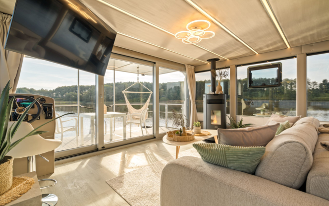 Hausboot 5 Sterne Ferienwohnung mit Blick auf den See | Lake Suite Bild 8