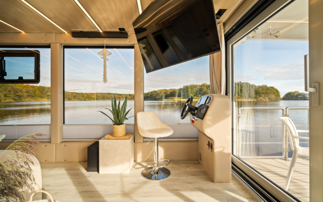 Hausboot 5 Sterne Ferienwohnung mit Blick auf den See | Lake Suite Bild 9