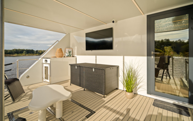 Hausboot 5 Sterne Ferienwohnung mit Blick auf den See | Lake Suite Bild 22