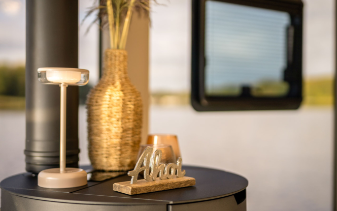 Hausboot 5 Sterne Ferienwohnung mit Blick auf den See | Lake Suite Bild 21