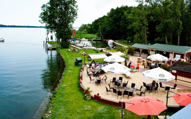 Hausboot 6er Floß Bild 12