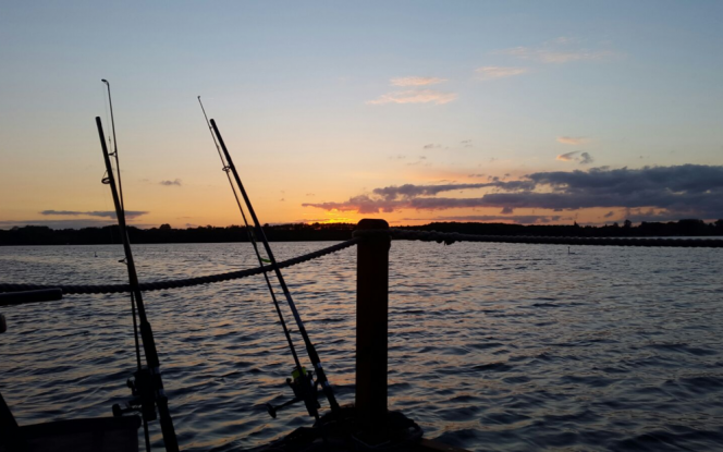 Hausboot 6er Floß Bild 2