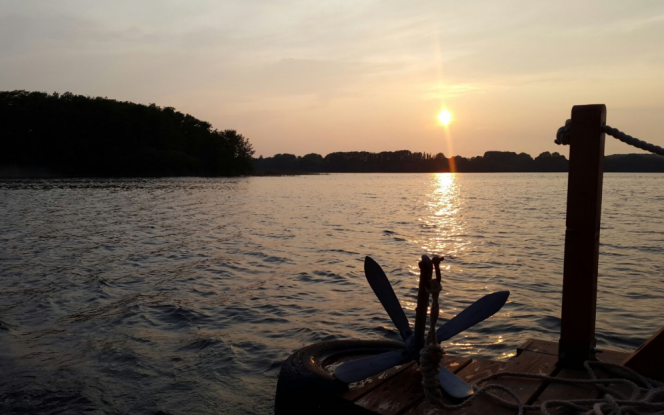 Hausboot 6er Floß Bild 9