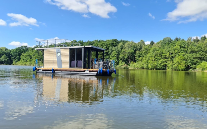 Hausboot Aurora Bild 1