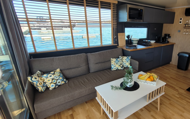 Hausboot Auszeit mit Sauna führerscheinfrei Bild 2