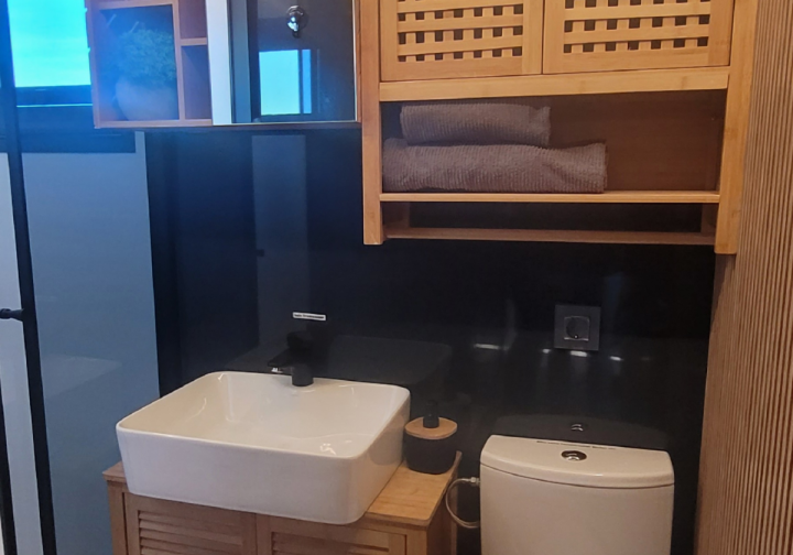 Hausboot Auszeit mit Sauna führerscheinfrei Bild 11