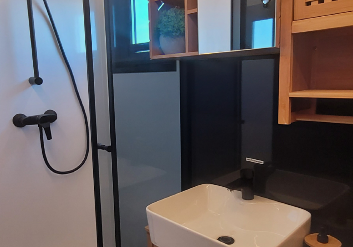 Hausboot Auszeit mit Sauna führerscheinfrei Bild 12