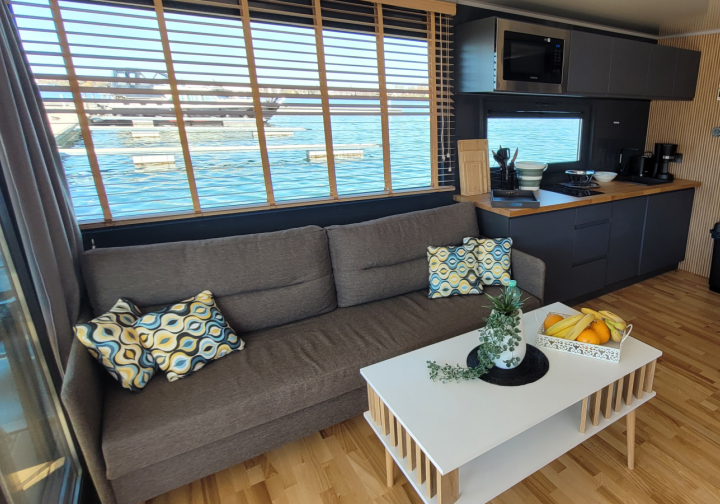 Hausboot Auszeit mit Sauna führerscheinfrei Bild 2