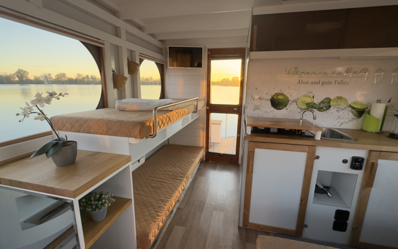 Hausboot Exklusive Bootstour mit Skipper in Berlin ? privat & exklusiv genießen Bild 4