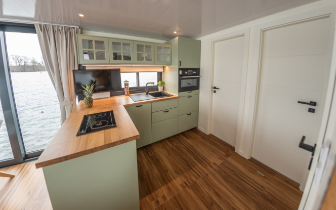 Hausboot Hausboot Meerle bis 6 Personen, führerscheinfrei mieten Bild 4