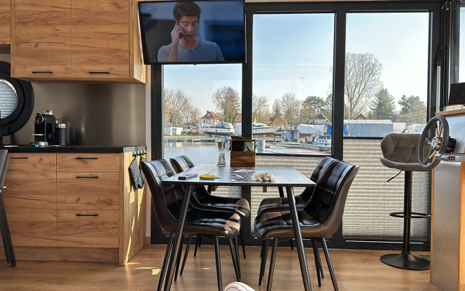 Hausboot Hausboot mieten Berlin Köpenick  Führerscheinpflichtiges Bild 5