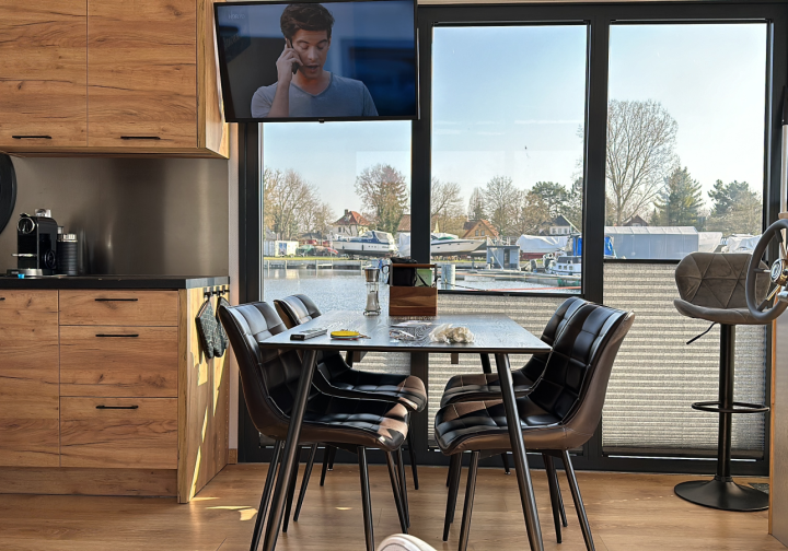 Hausboot Hausboot mieten Berlin Köpenick  Führerscheinpflichtiges Bild 7