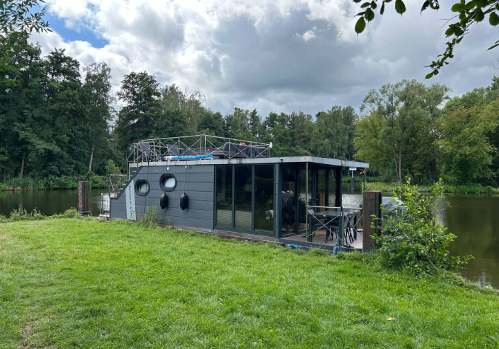 Hausboot Hausboot mieten Berlin Köpenick  Führerscheinpflichtiges Bild 3