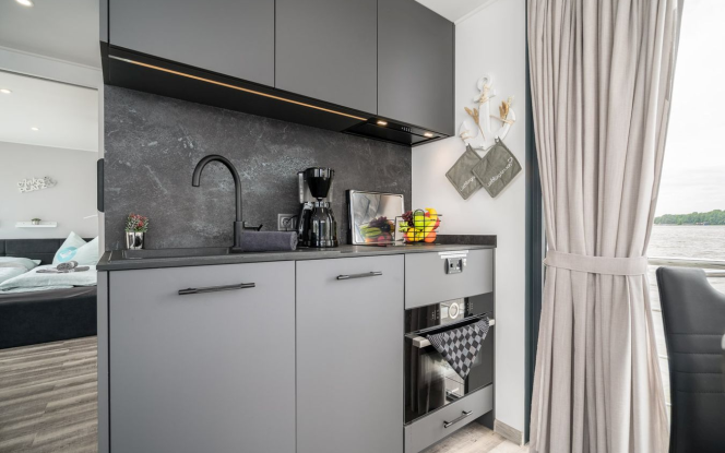 Hausboot H+M Lounge | Waterbus S.C. Independent Bild 7