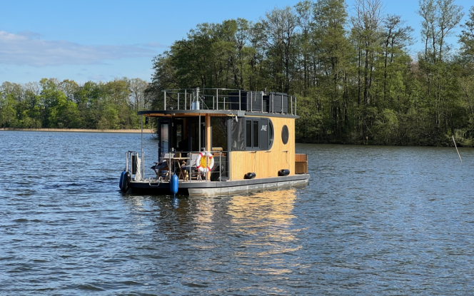 Hausboot JAWE Bild 8