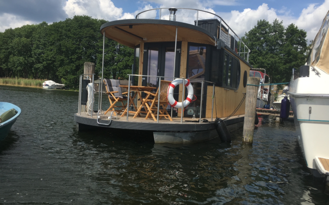 Hausboot JAWE Bild 7