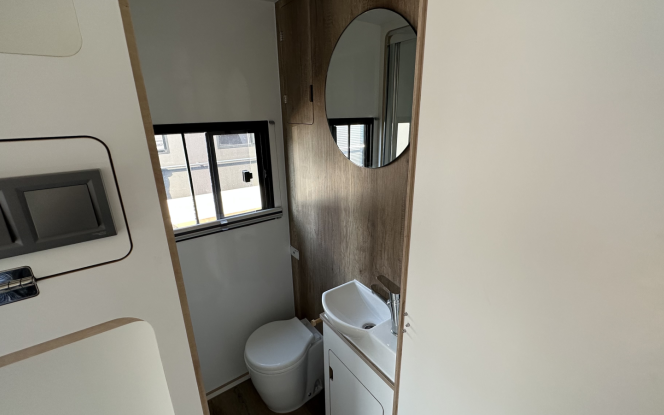 Hausboot Kolibri | Waterbus S.C. Independent Bild 7